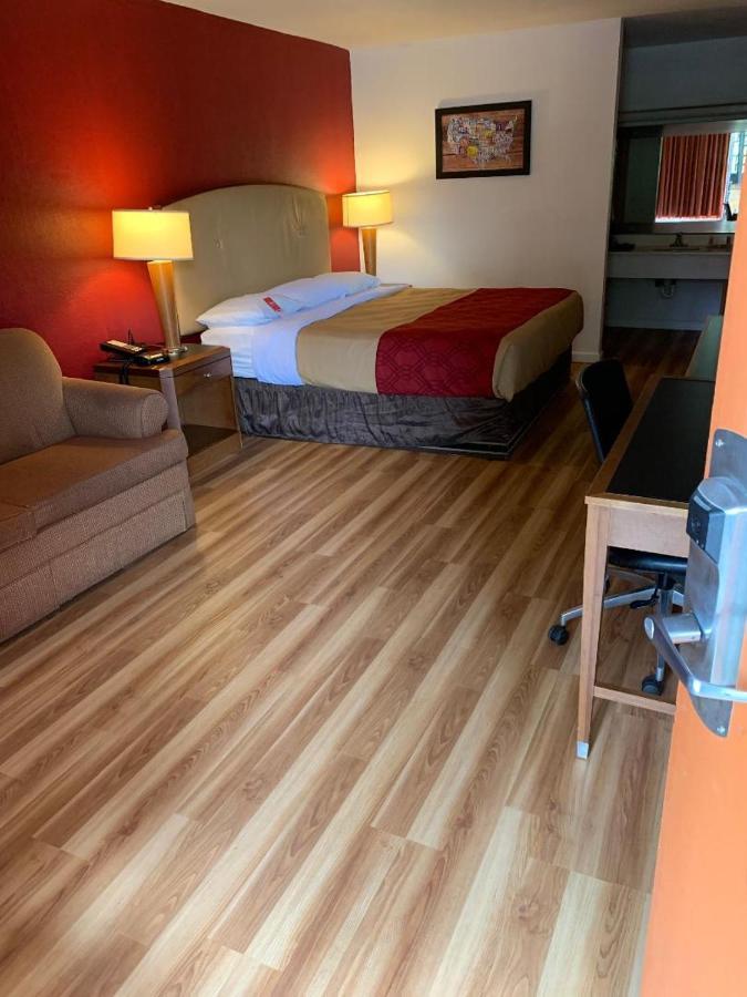 Amerivu Inn-Gilbertsville 외부 사진